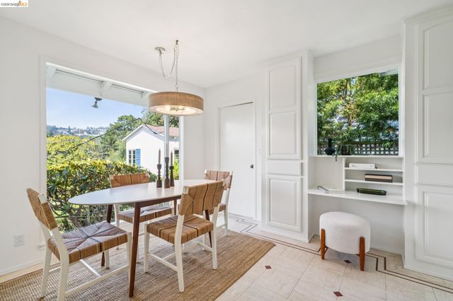 5933 Johnston Dr., Oakland, CA 94611