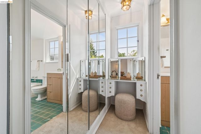 5933 Johnston Dr., Oakland, CA 94611