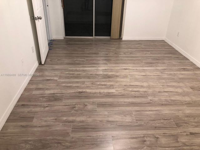 435 NE 210th Cir Terrace 103-23, Miami, FL 33179