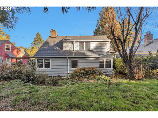 6815 Sw 8TH Ave, Portland, OR 97219