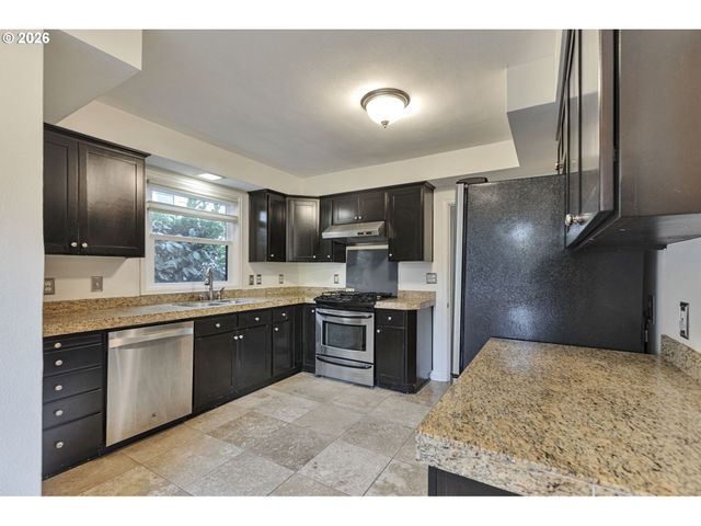 6815 Sw 8TH Ave, Portland, OR 97219