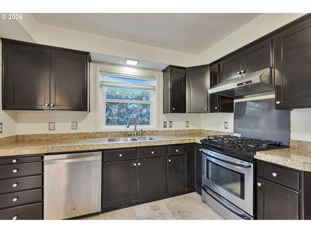 6815 Sw 8TH Ave, Portland, OR 97219