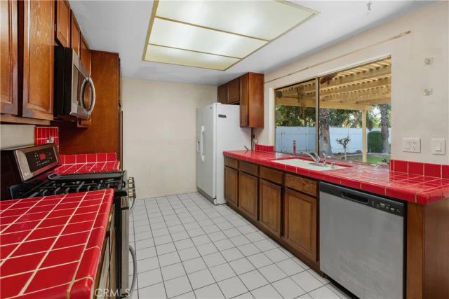 6631 Wintertree Drive, Riverside, CA 92506