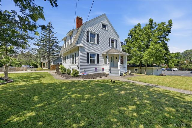 2545 Amsdell Road, Hamburg, NY 14075