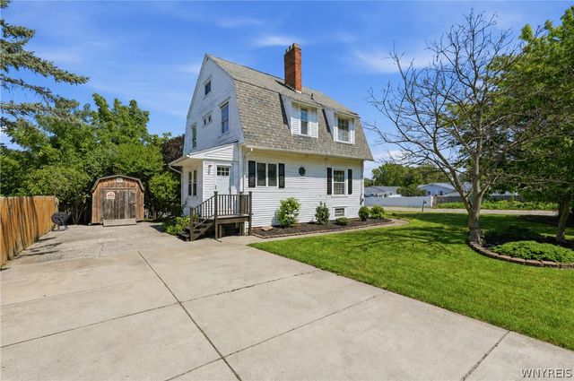 2545 Amsdell Road, Hamburg, NY 14075