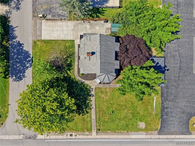 2545 Amsdell Road, Hamburg, NY 14075
