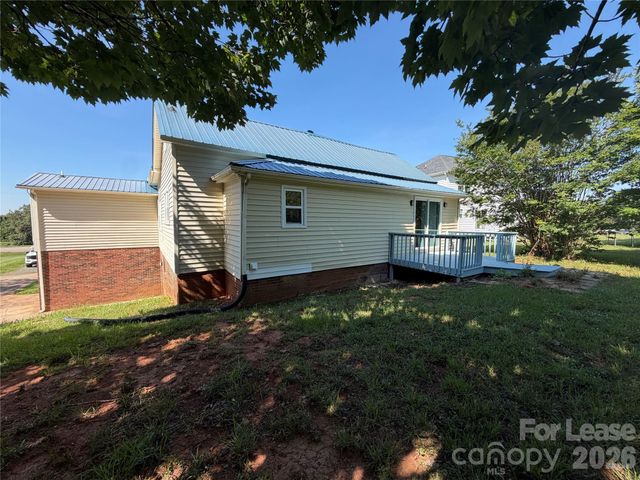 7201 Gilead Road, Huntersville, NC 28078