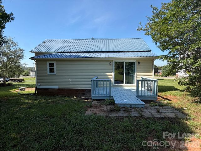 7201 Gilead Road, Huntersville, NC 28078