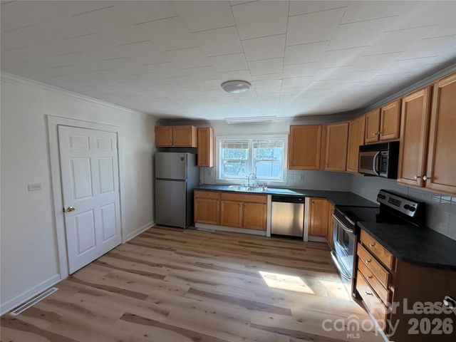 7201 Gilead Road, Huntersville, NC 28078
