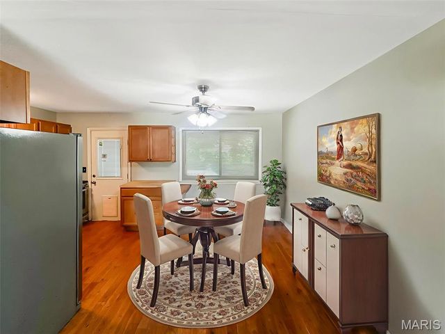5243 Ville Maria Lane, Hazelwood, MO 63042