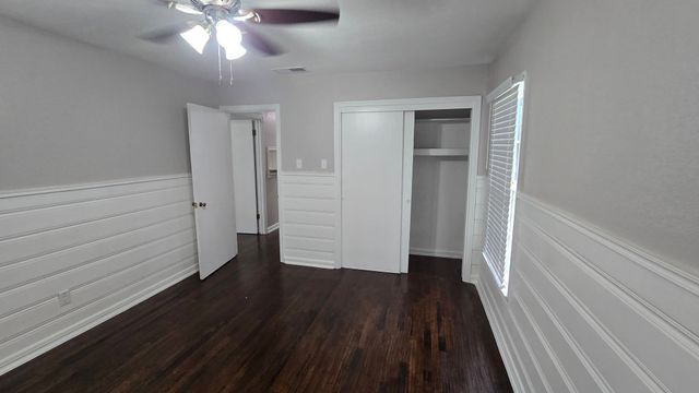 6612 Locke Avenue, Fort Worth, TX 76116