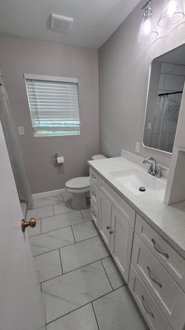 6612 Locke Avenue, Fort Worth, TX 76116