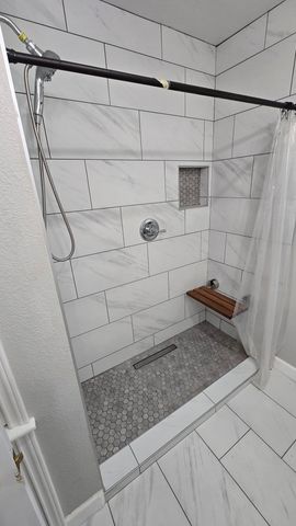 6612 Locke Avenue, Fort Worth, TX 76116