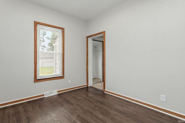 935 S 26th Street, South Bend, IN 46615