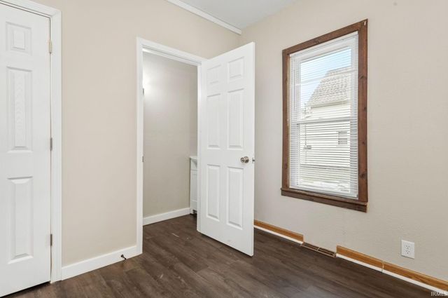 935 S 26th Street, South Bend, IN 46615