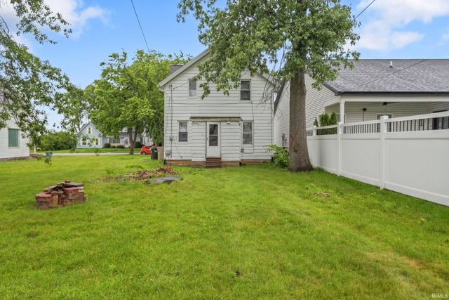 935 S 26th Street, South Bend, IN 46615