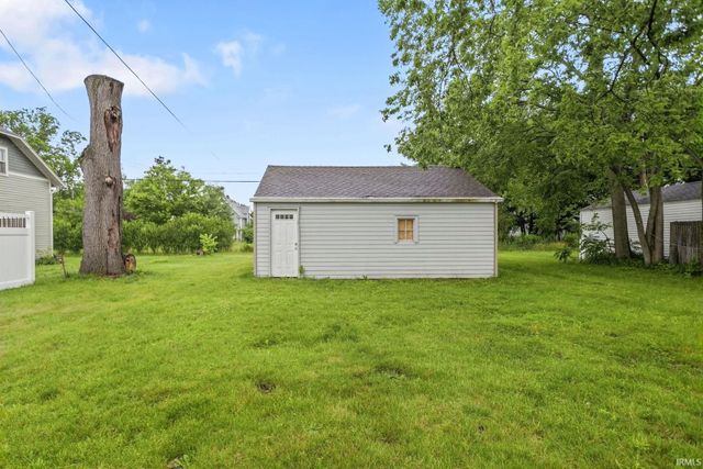 935 S 26th Street, South Bend, IN 46615