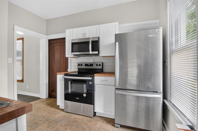 935 S 26th Street, South Bend, IN 46615
