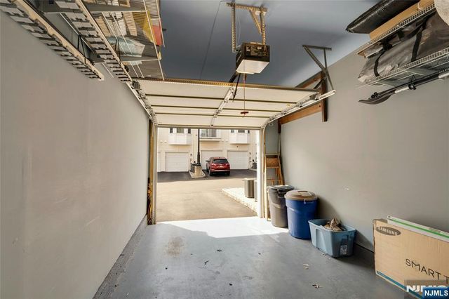 10 Iris Lane 605, Garfield, NJ 07026