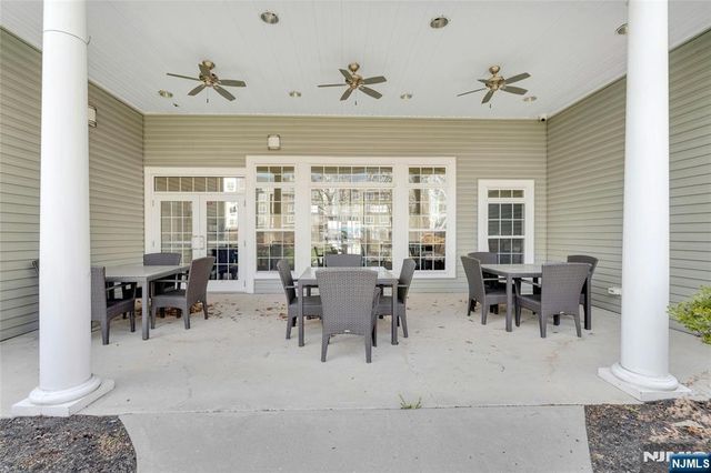 10 Iris Lane 605, Garfield, NJ 07026