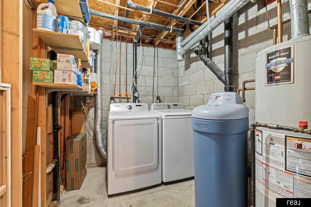 13417 Chandler Street, Omaha, NE 68136