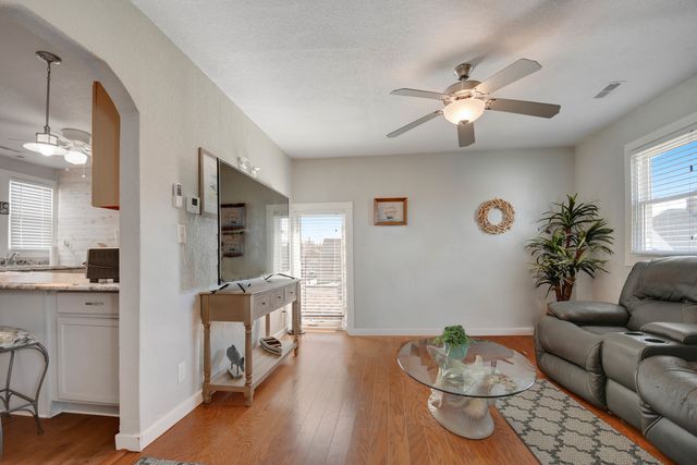 1708 N Center Street, Crest Hill, IL 60403