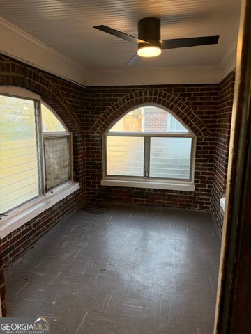 984 Woodbourne Drive SW, Atlanta, GA 30310