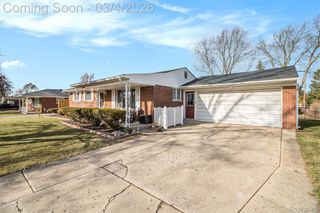 5794 Shetland Way, Waterford Charter Township, MI 48327
