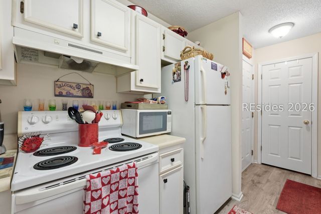 50 Pebble Beach Cv Apt H118, Bluffton, SC 29910