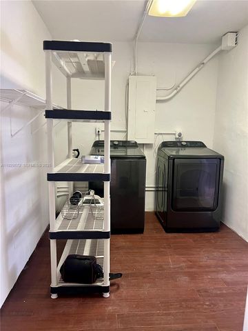 11950 SW 199th St, Miami, FL 33177