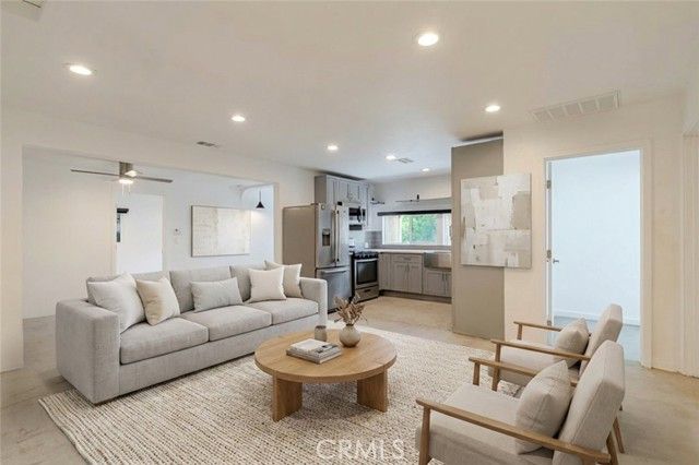 3643 1st Avenue, La Crescenta, CA 91214