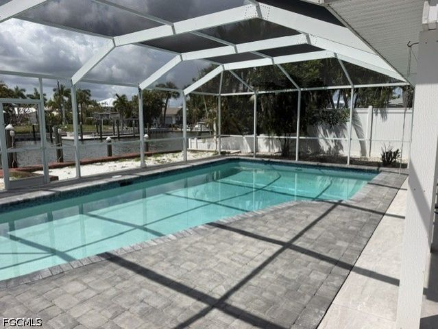215 Albatross ST, Fort Myers Beach, FL 33931