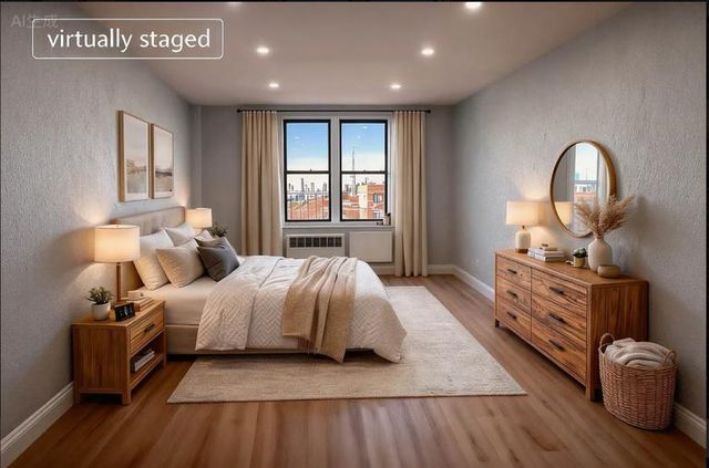 5021 39th Pl Apt 5C, New York City, NY 11104