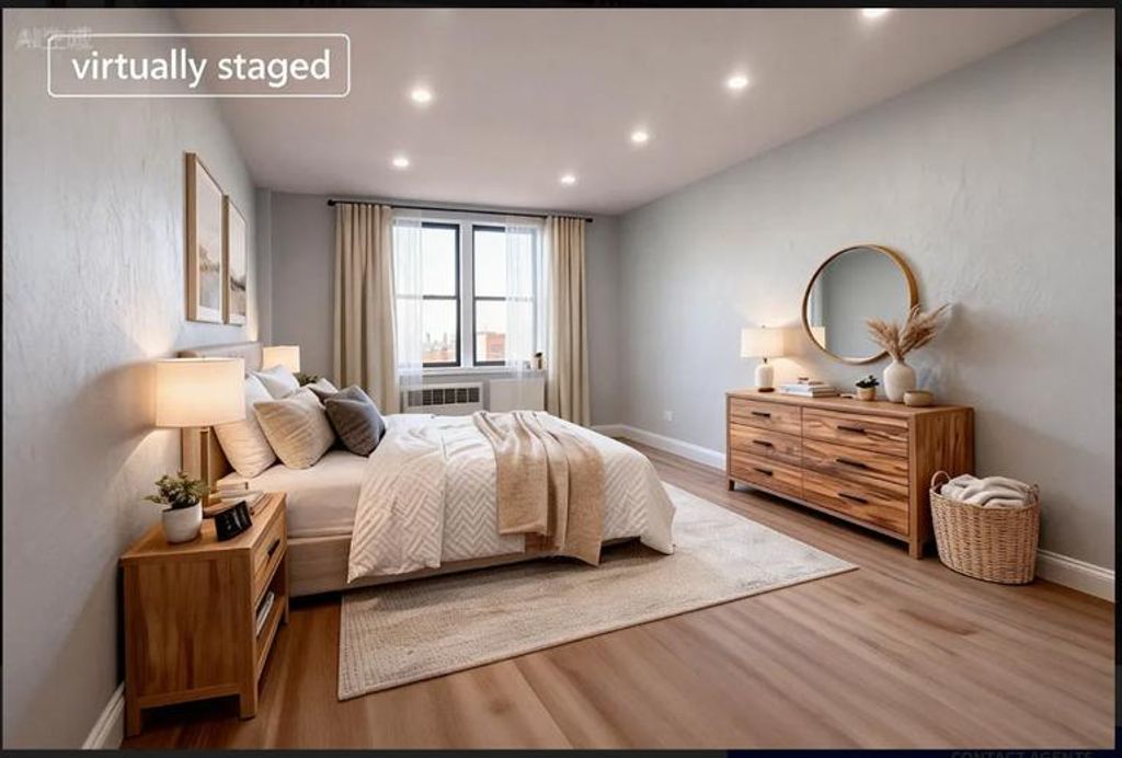 5021 39th Pl Apt 5C, New York City, NY 11104