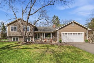 11848 64th Avenue N, Maple Grove, MN 55369