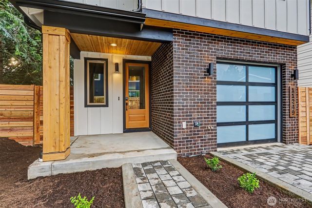 11251 108th Avenue NE, Kirkland, WA 98033