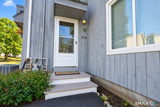 27 Redwood Drive G, East Haven, CT 06513