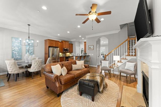 594 Parkside Village, Marietta, GA 30060