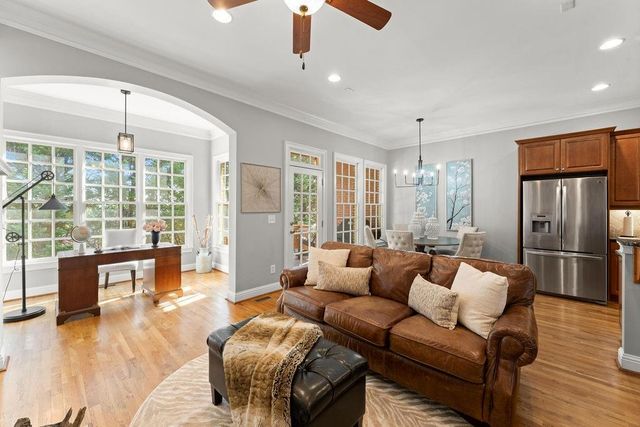 594 Parkside Village, Marietta, GA 30060