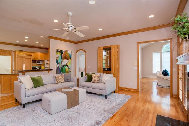 5708 Woodlake Drive, Stillwater, OK 74074