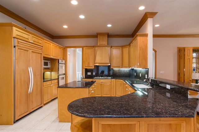 5708 Woodlake Drive, Stillwater, OK 74074