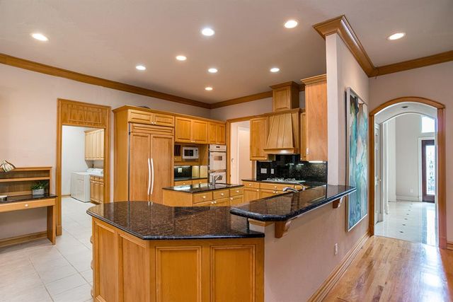 5708 Woodlake Drive, Stillwater, OK 74074