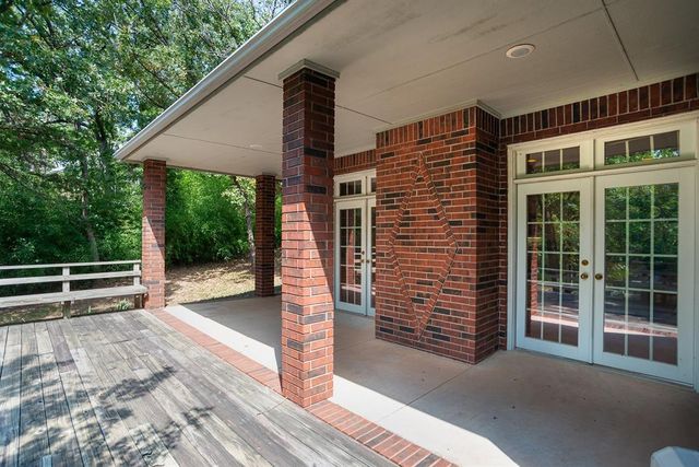 5708 Woodlake Drive, Stillwater, OK 74074