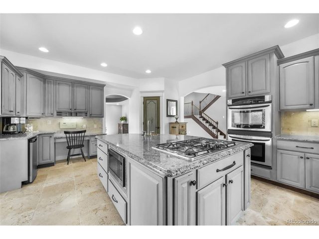 450 E Stirrup Trl, Monument, CO 80132