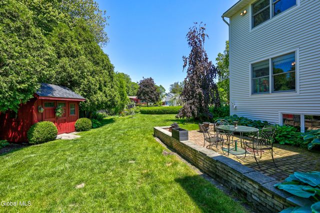 5 Mystic Lane, Saratoga Springs, NY 12866