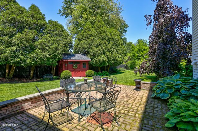 5 Mystic Lane, Saratoga Springs, NY 12866