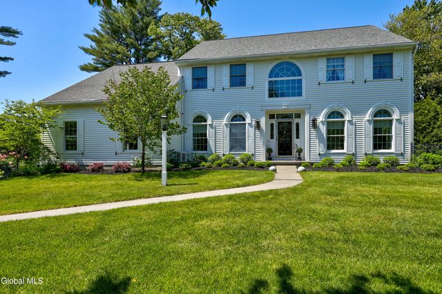 5 Mystic Lane, Saratoga Springs, NY 12866