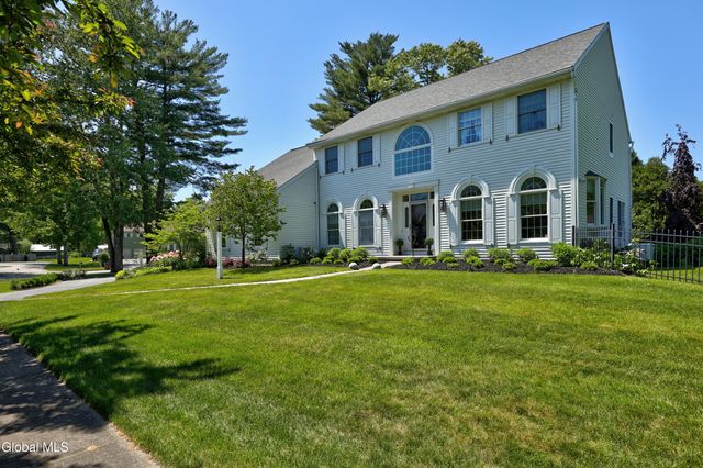 5 Mystic Lane, Saratoga Springs, NY 12866