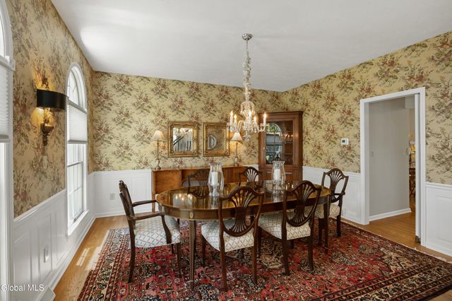 5 Mystic Lane, Saratoga Springs, NY 12866
