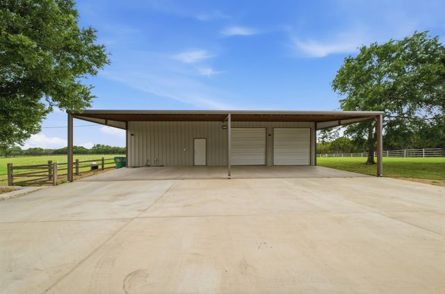 1632 County Road 4125, Iredell, TX 76649